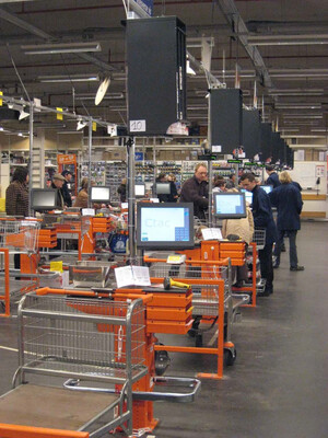 Flexible terminals create a relaxed shopping experience - Kontron develops embedded solution for Colruyt Group’s POS System