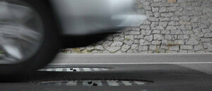 Image processing in the fast lane: tire tread check at 120 km/h